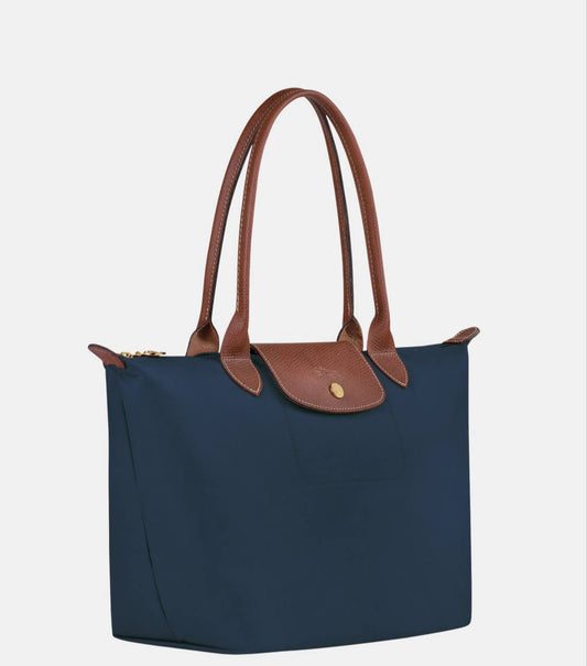 Longchamp 《L》