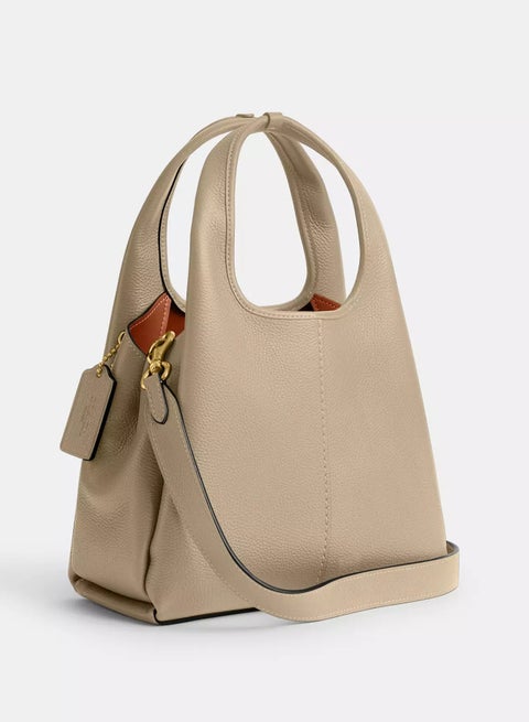 Lana coach 23