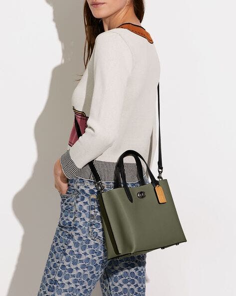 Coach
Willow Medium Tote 24 Bag