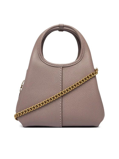 Lana coach 19