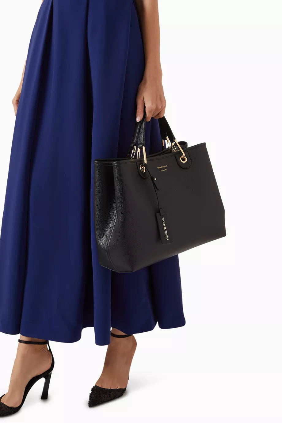 Armani Exchange 35