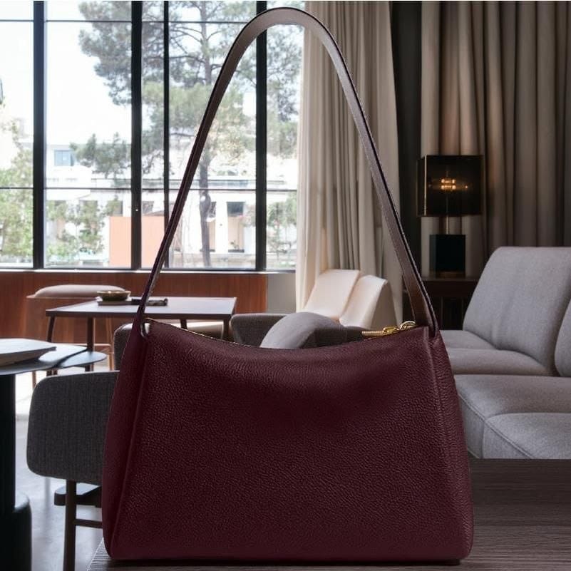 COACH
Lola Leather Shoulder Bag