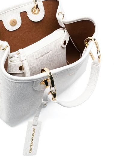 Armani Exchange size 26×21×10