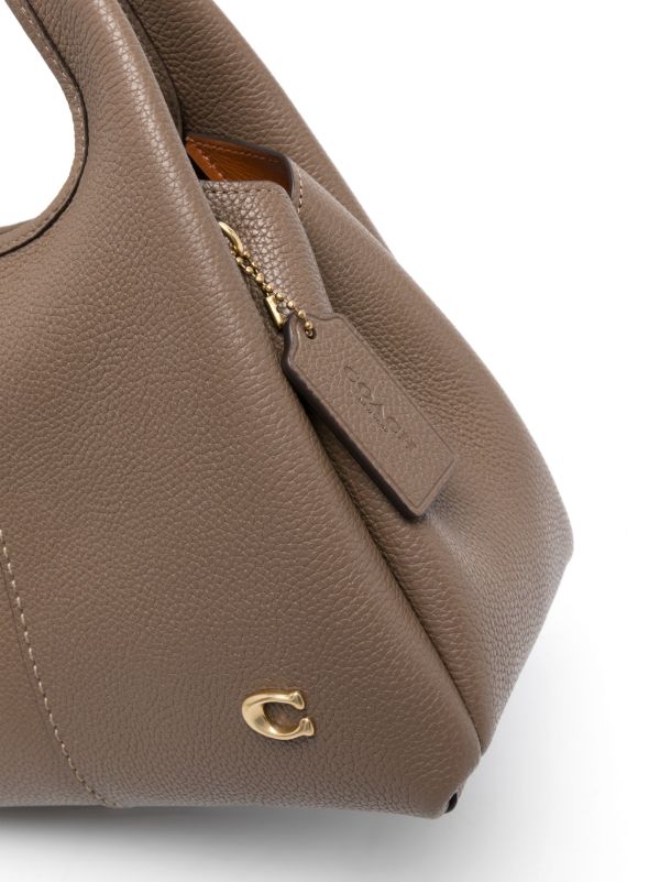 Lana coach 23