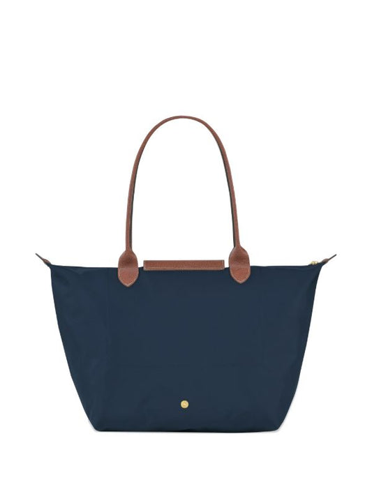 Longchamp L