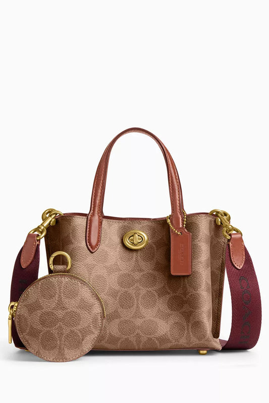 Coach Willow 18 Tote Bag in Leather