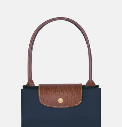Longchamp 《L》