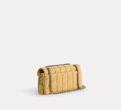 Tabby coach 26