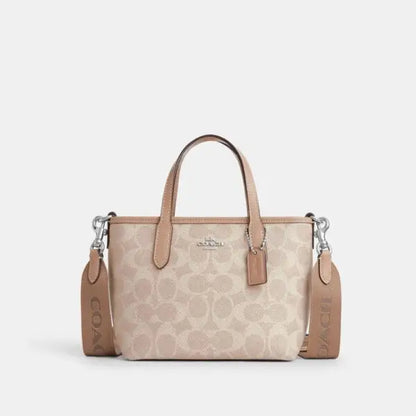Coach Mini City Postac
16×15