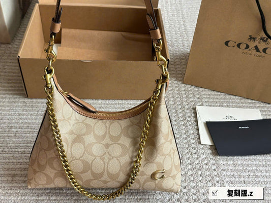 Juliet Shoulder Bag 25 In Signature