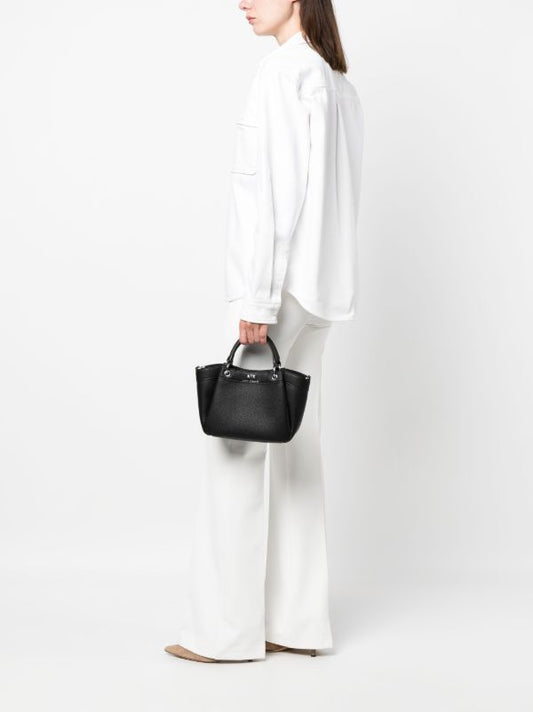 Armani Exchange 
Size. 24 x 20 x 9 cm