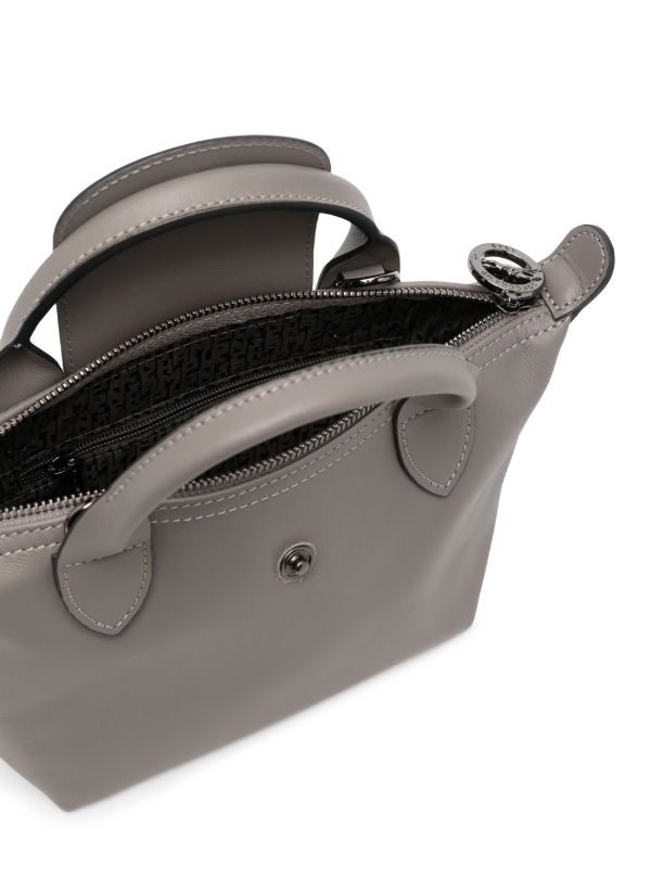 Long champ xs leather