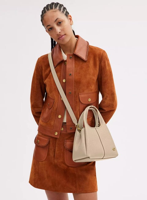 Lana coach 23