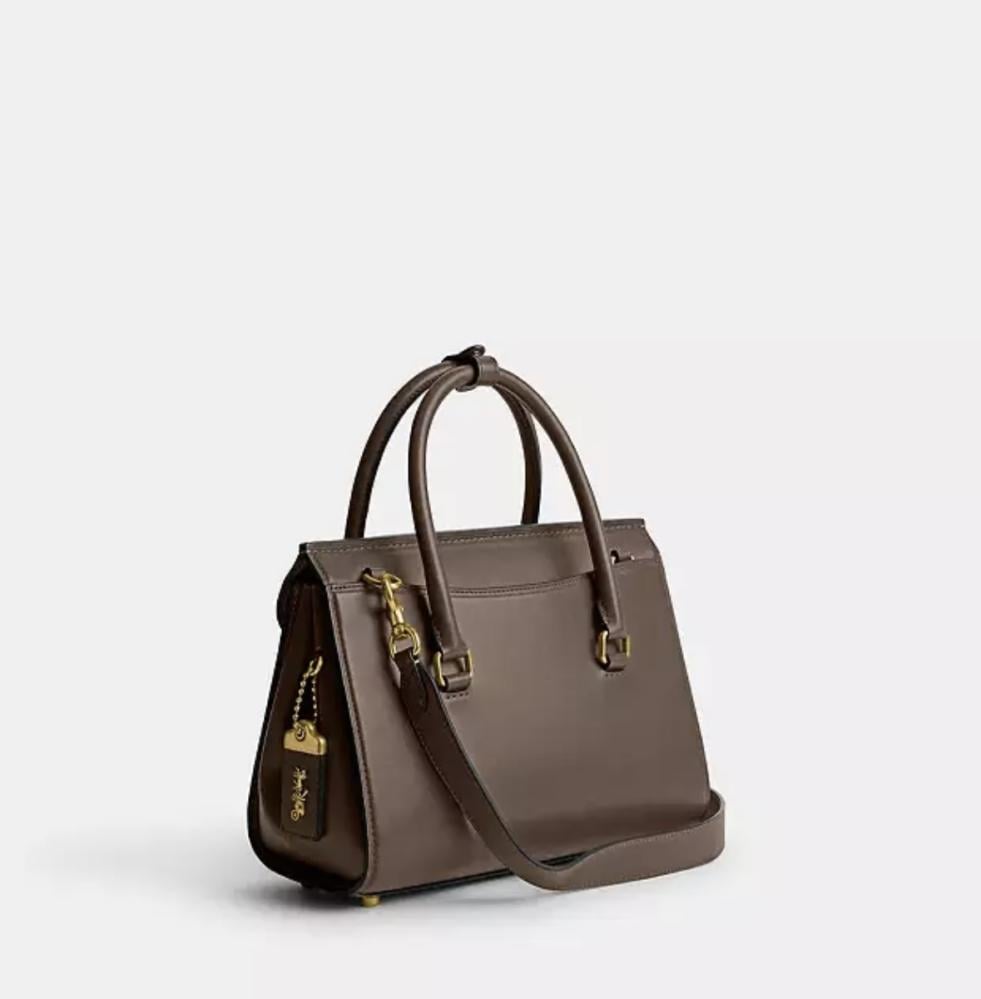 Coach Broome Carryall 


26×19.5×11.5