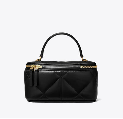 Tory Burch
KIRA DIAMOND QUILT VANITY CASE BLACK