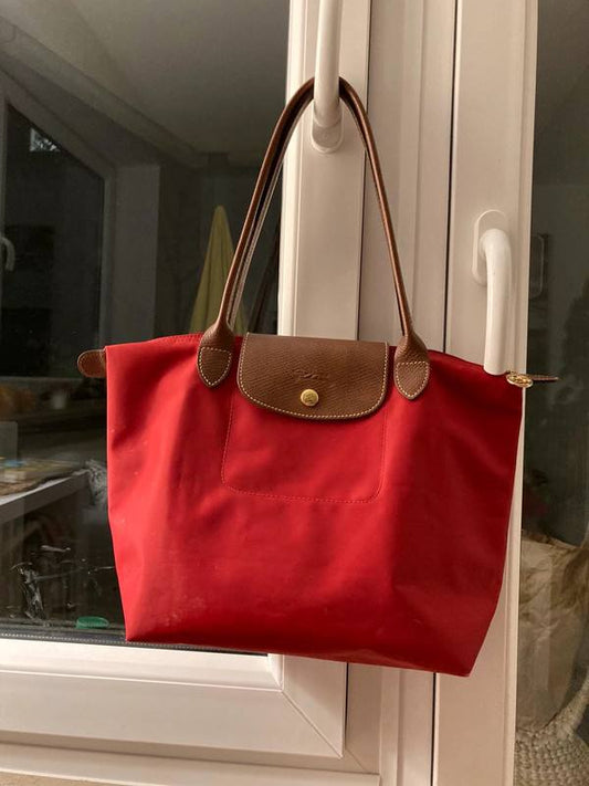 Longchamp《L》