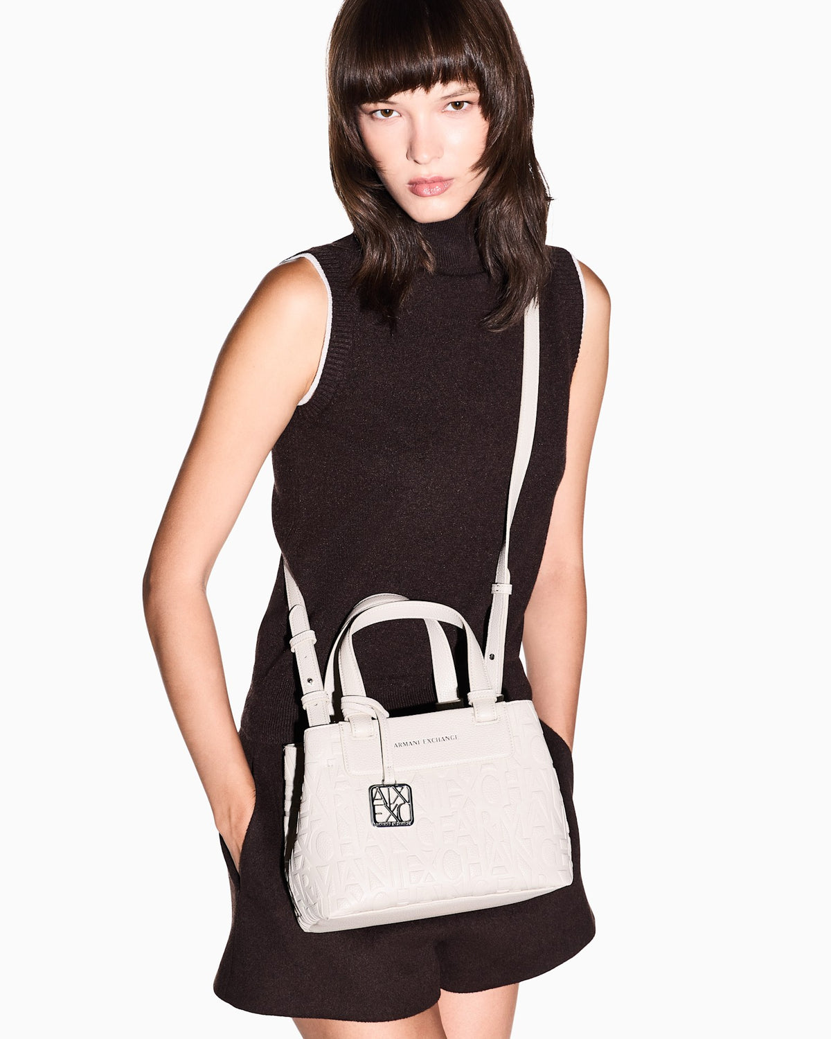 Armani Exchange 

Liz Monogram S Handbag imitation leather coconut shell