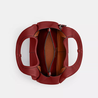 Lana coach 23