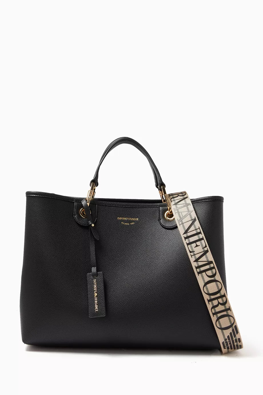 Armani Exchange 35