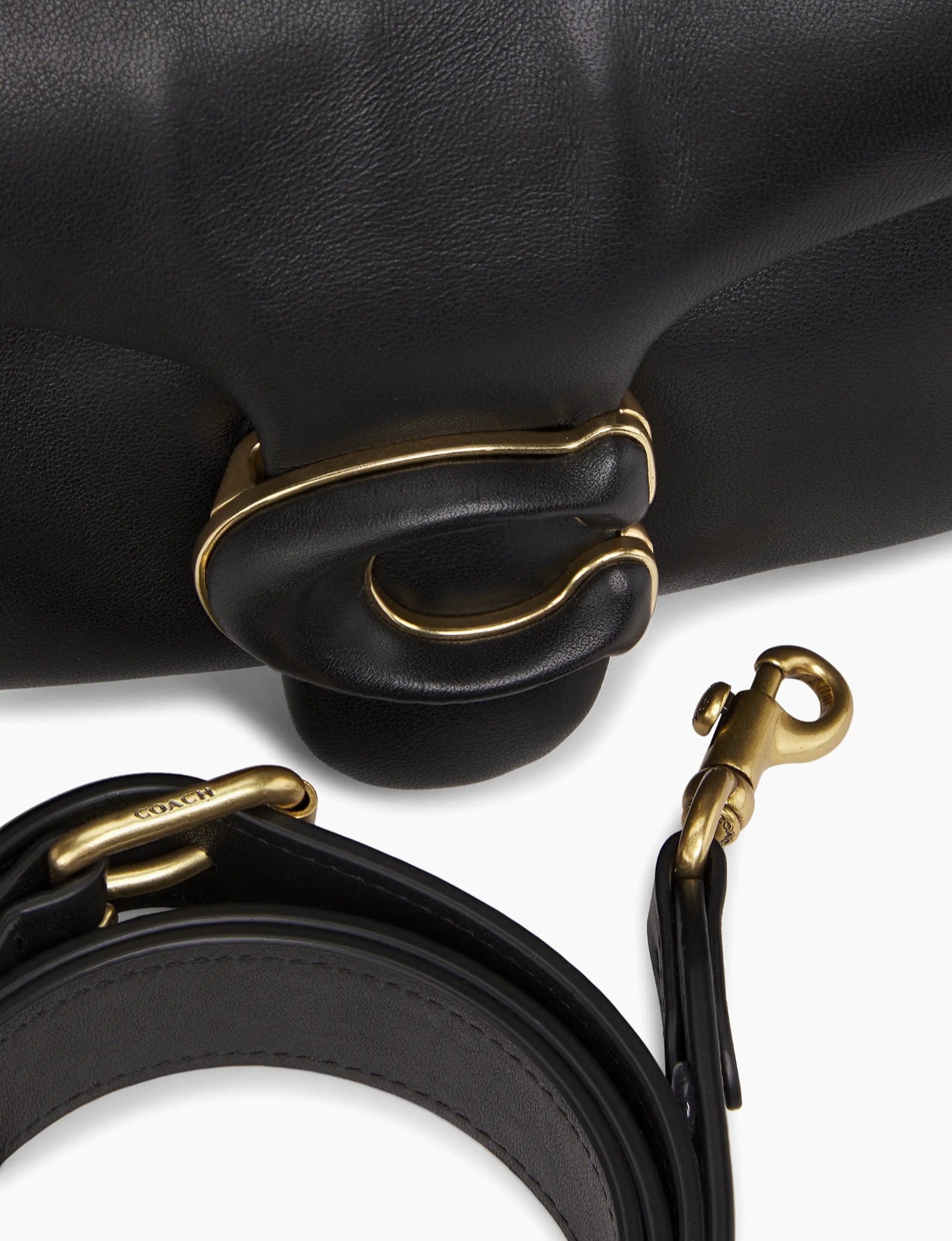 Coach
Tabby 26 Pillow Leather Shoulder Bag