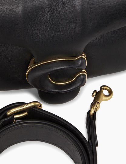 Coach
Tabby 26 Pillow Leather Shoulder Bag